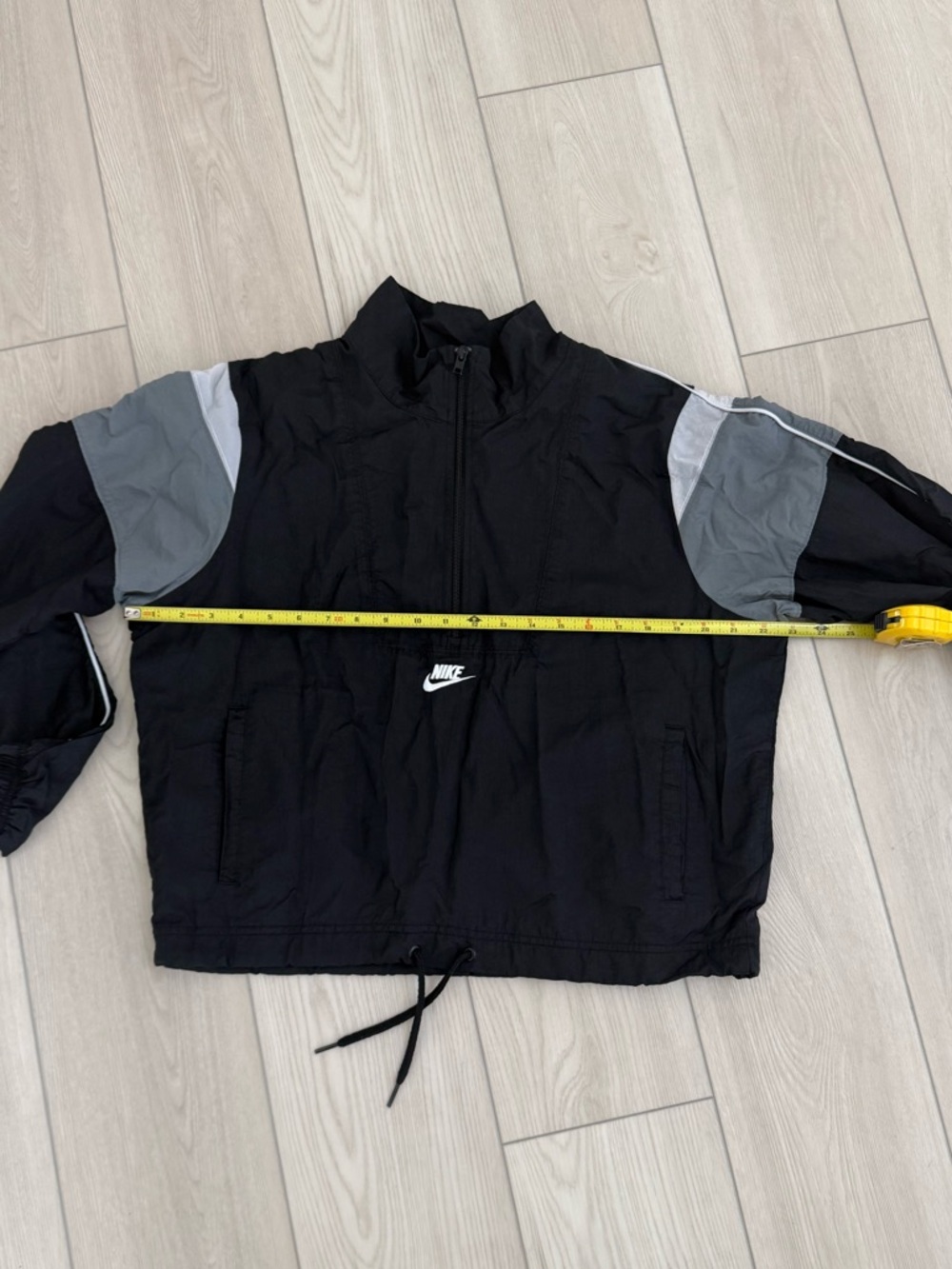 Nike Half-Zip Windbreaker Pullover - Picture 5 of 6
